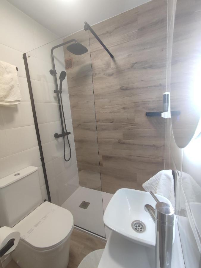 Hostal Lucy Santander Exterior foto