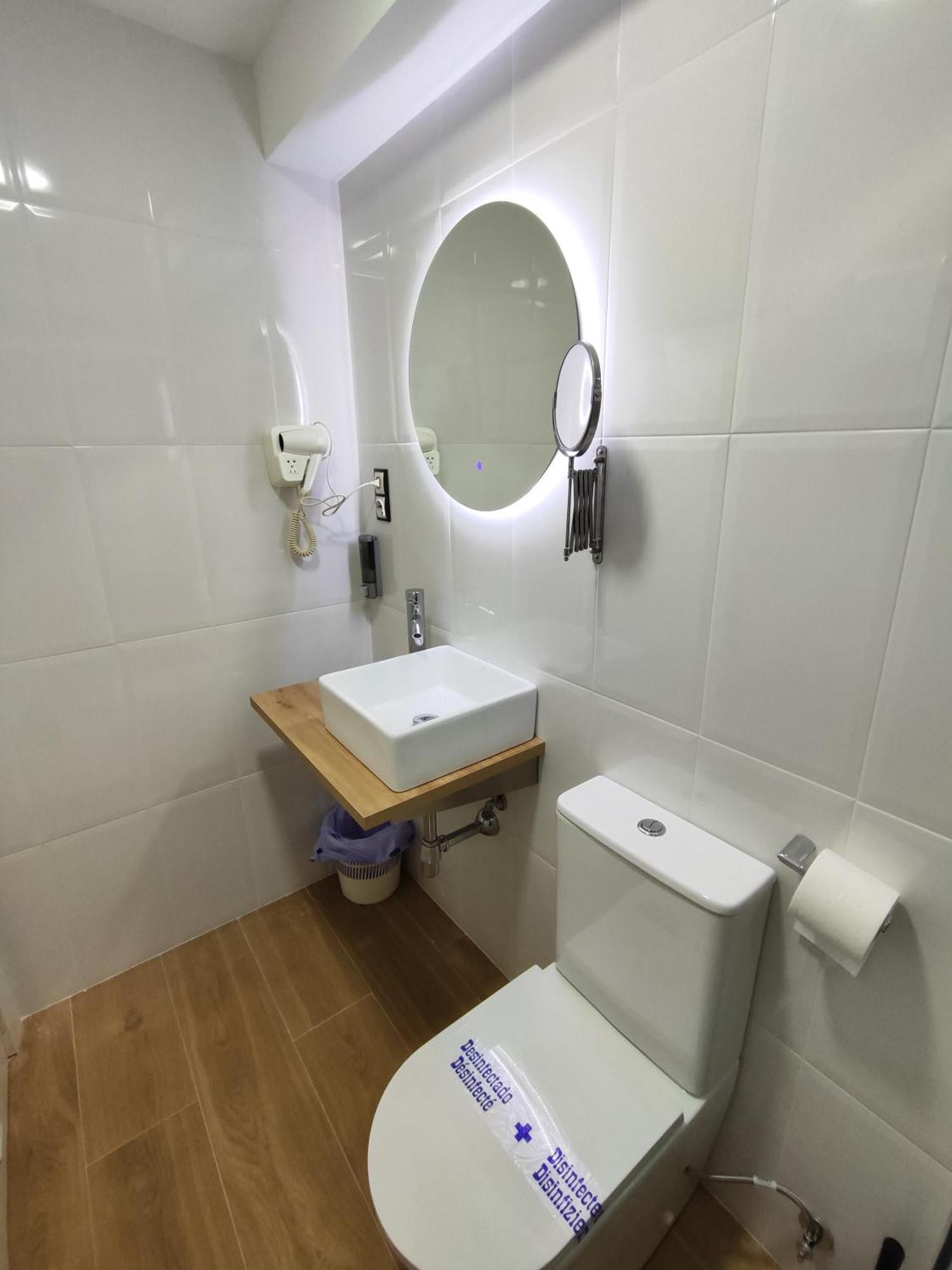 Hostal Lucy Santander Exterior foto